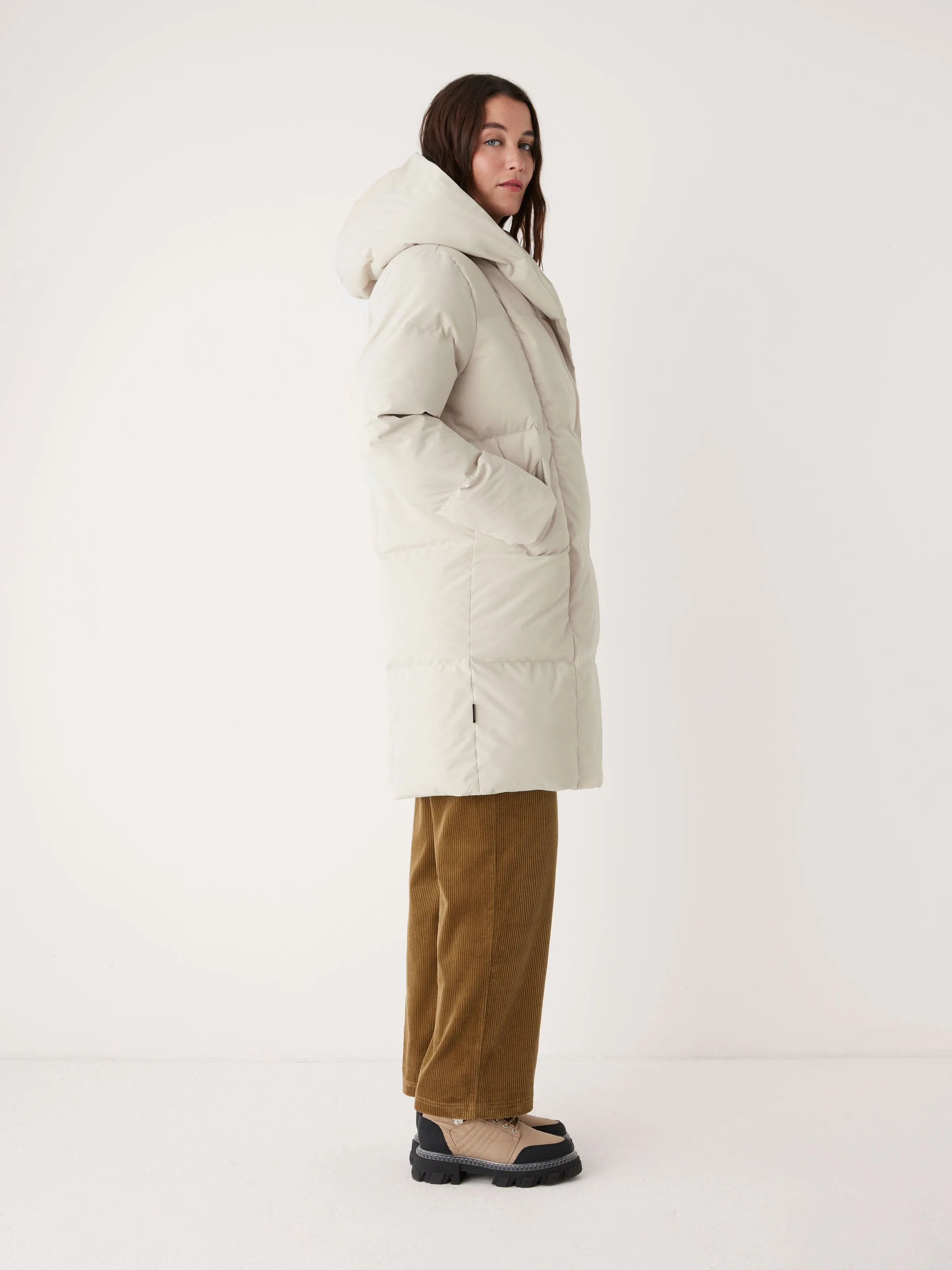 The Hygge Puffer Coat in Silver Lining